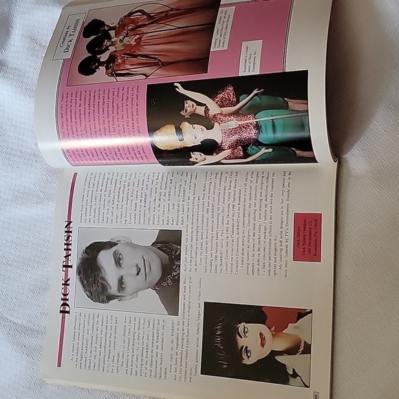 1996 Fashion Doll Makeovers Soft Cover Barbie Book By Jim Faraone Mint Condition - Picture 7 of 7